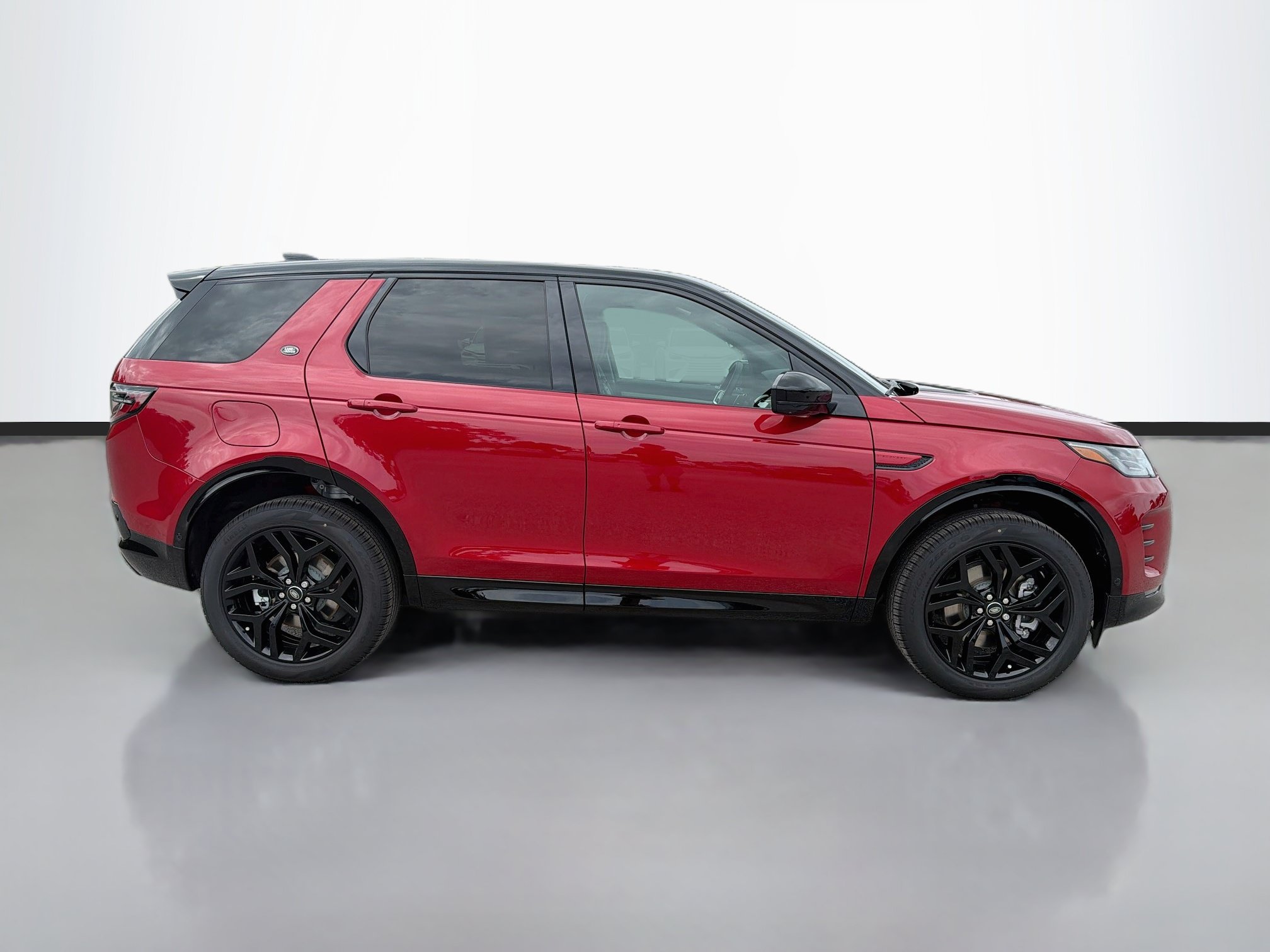 New 2026 Land Rover Discovery Sport Landmark AWD/4WD image 6