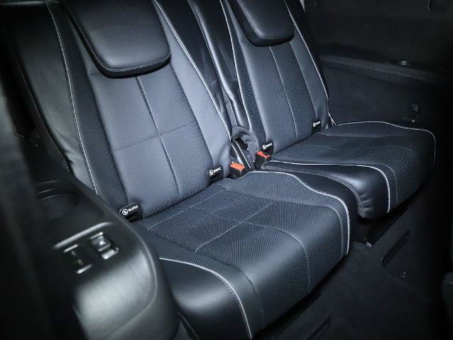 Used 2023 Mercedes-Benz GLS 450 4MATIC image 36