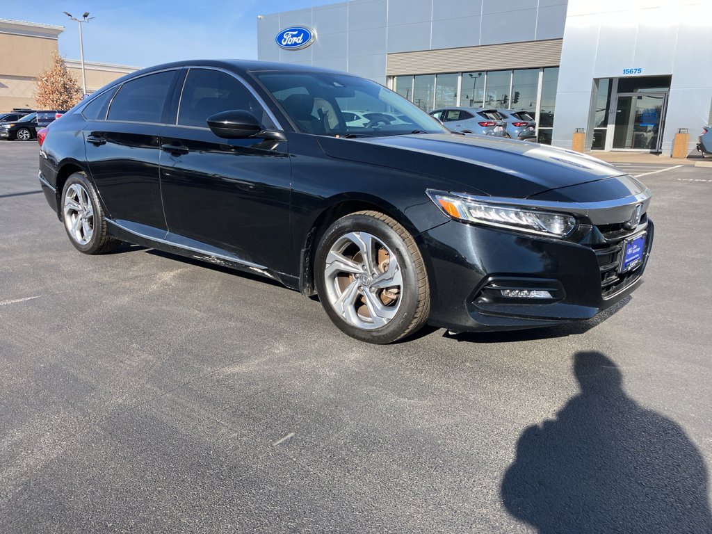 Used 2018 Honda Accord EX image 10