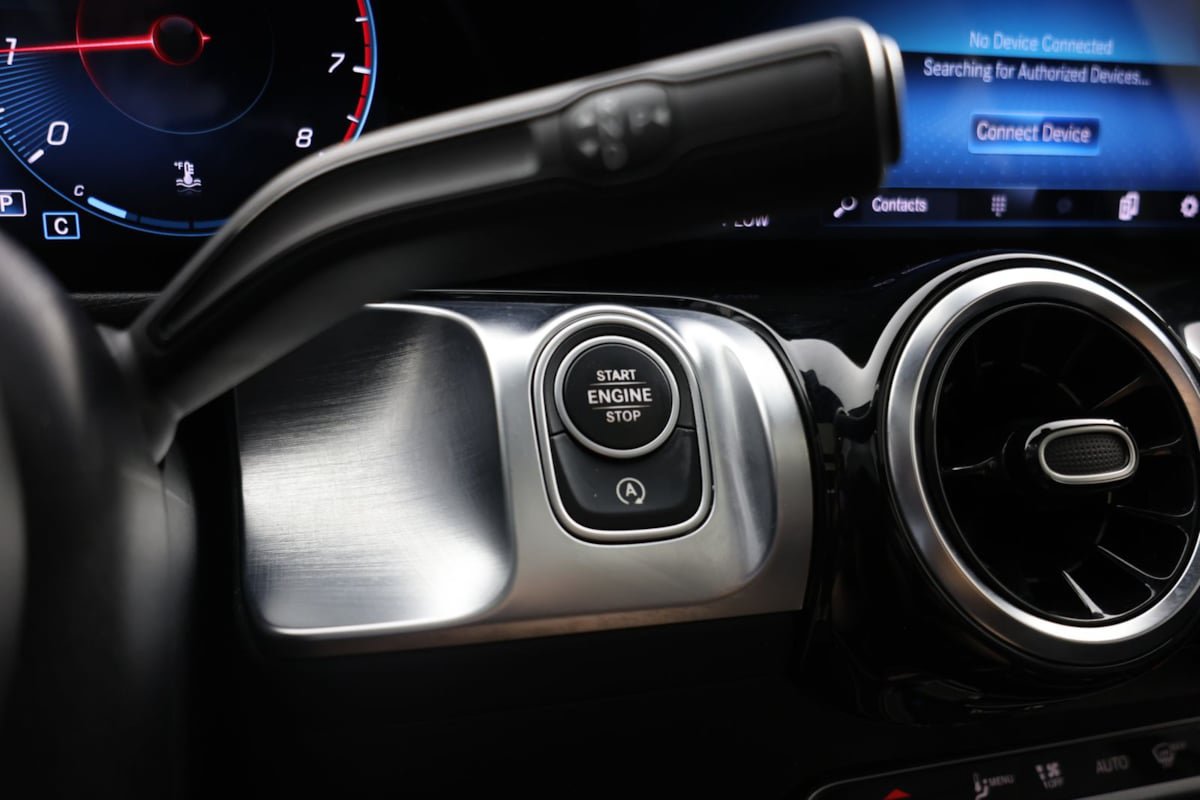 Used 2020 Mercedes-Benz GLB 250 4MATIC image 18