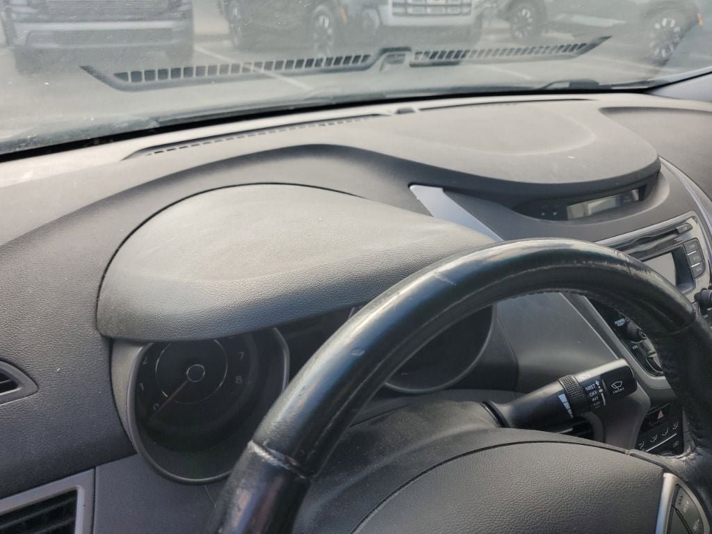 Used 2013 Hyundai Elantra Limited FWD image 12