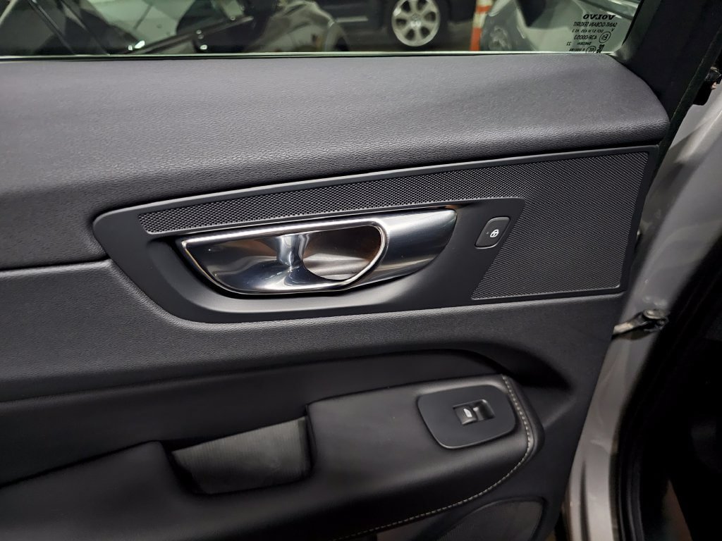 Certified 2023 Volvo XC60 B6 Ultimate AWD/4WD image 13