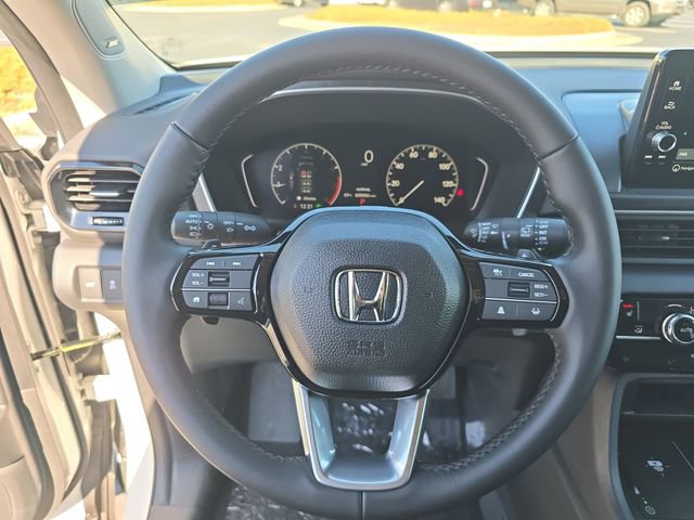 New 2025 Honda Pilot Touring image 18