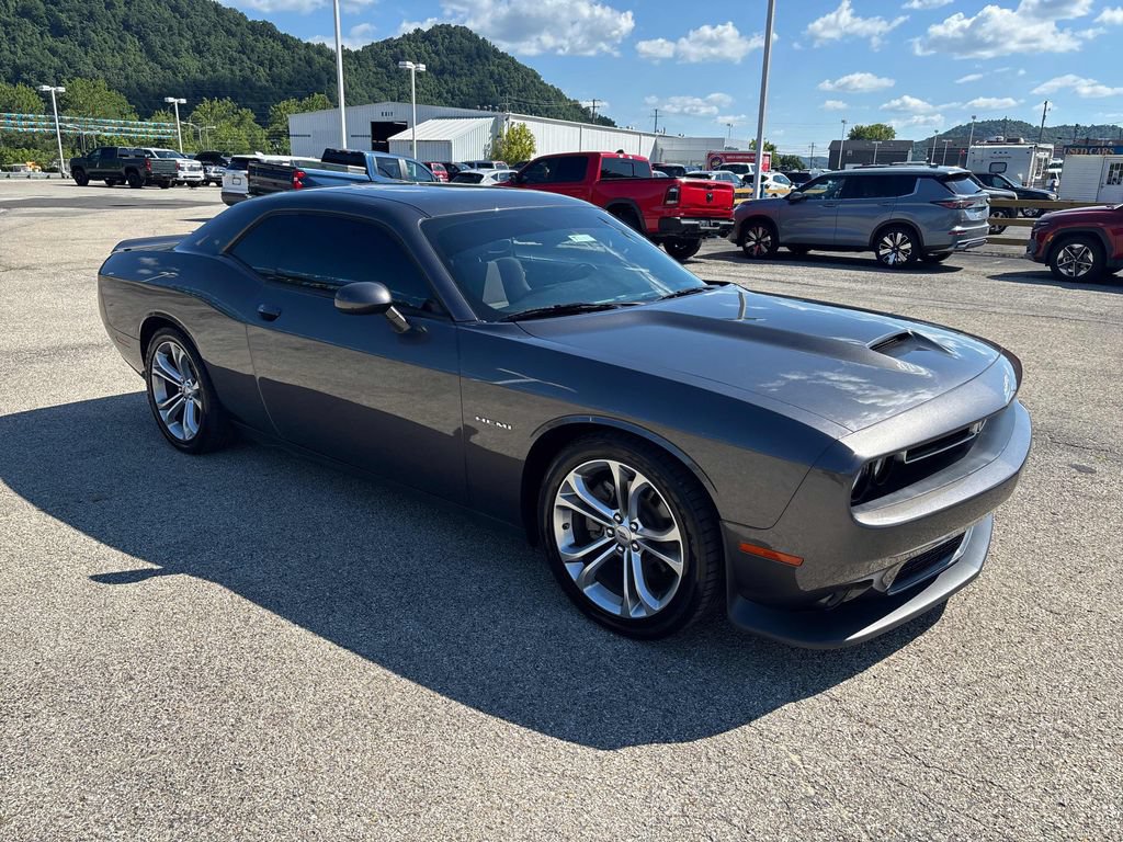 Used 2022 Dodge Challenger R/T RWD image 7