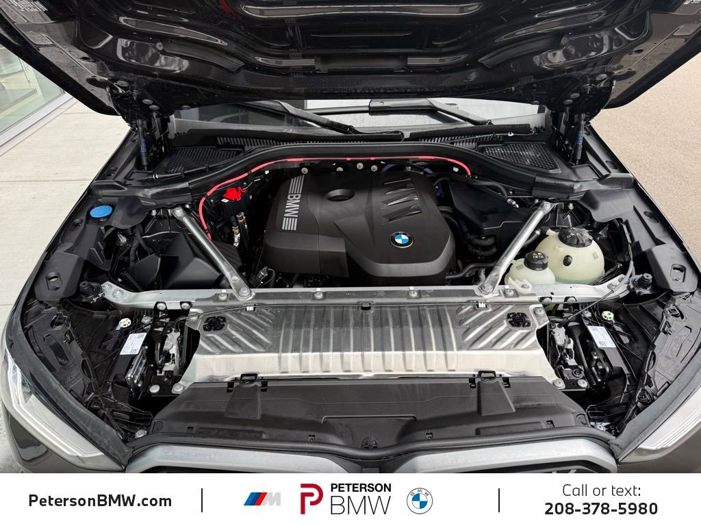 Used 2025 BMW X3 xDrive30i w/ Premium Package image 9