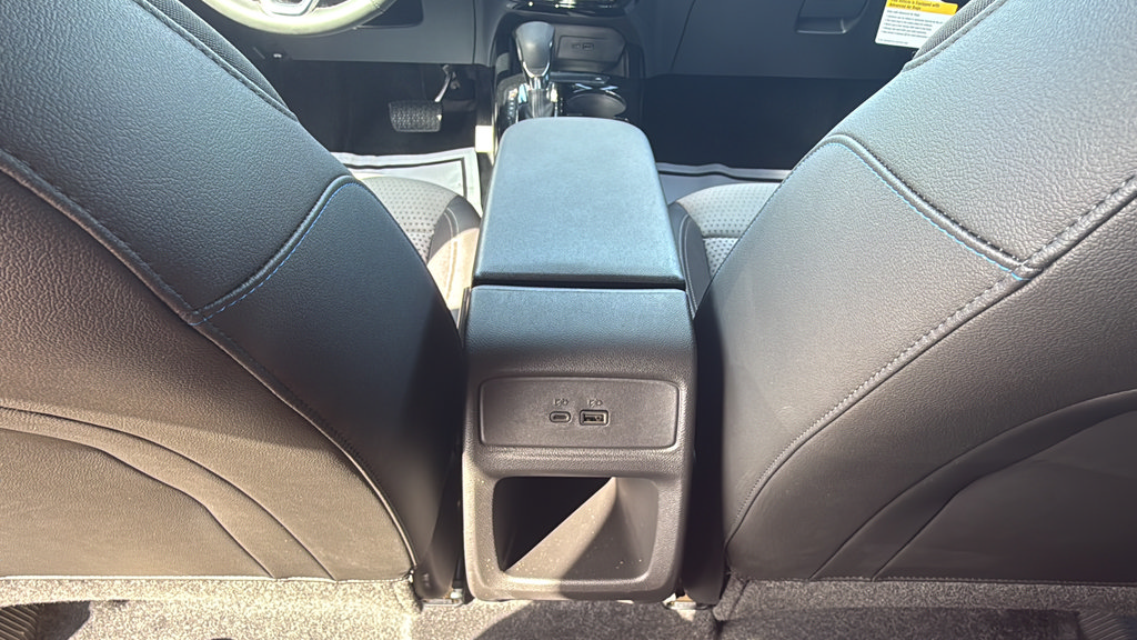 Used 2025 Chevrolet Trax LT w/ Driver Confidence Package FWD image 36
