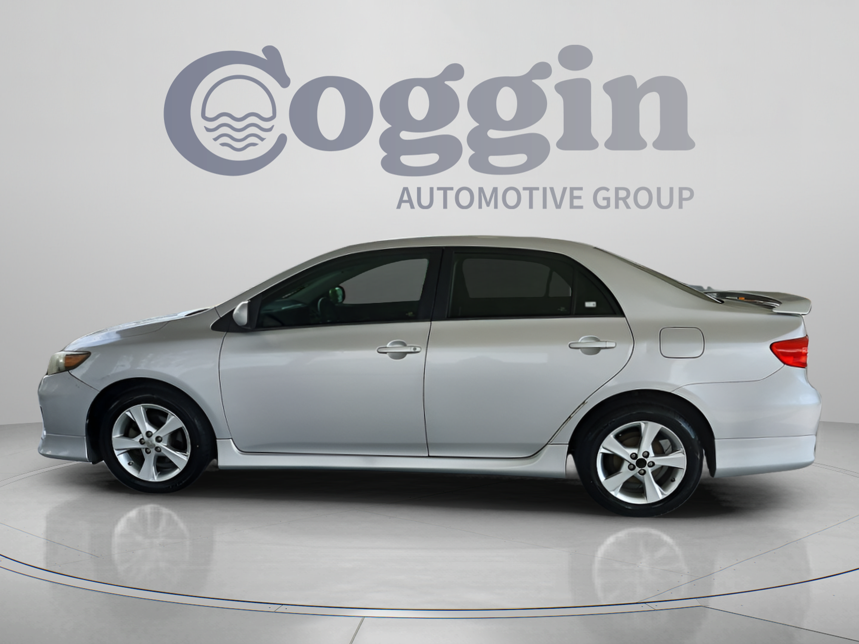 Used 2012 Toyota Corolla S FWD image 2