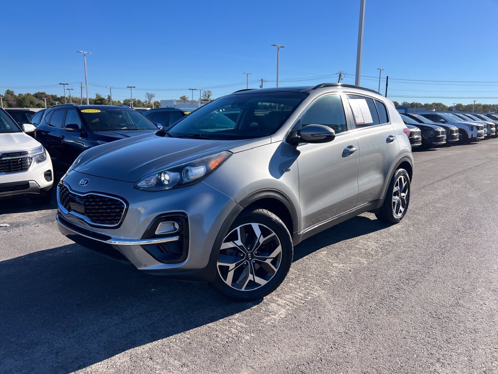 Certified 2021 Kia Sportage EX w/ EX Technology Package AWD/4WD image 9