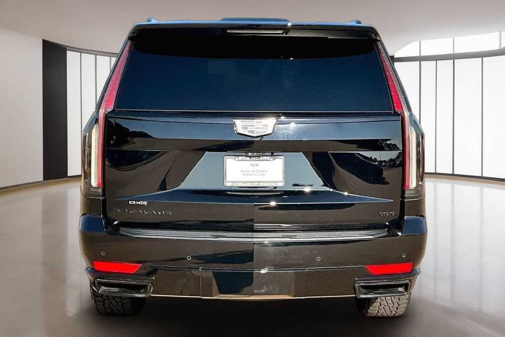 Used 2022 Cadillac Escalade Sport w/ Touring Package AWD/4WD image 4