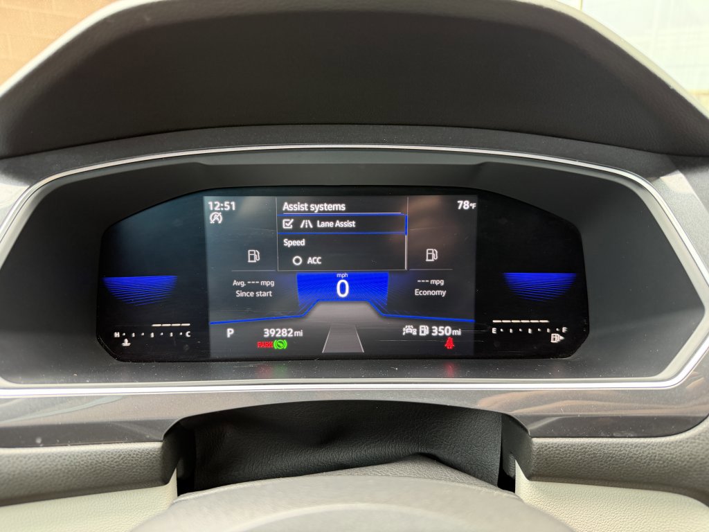 Used 2022 Volkswagen Tiguan SE FWD image 18