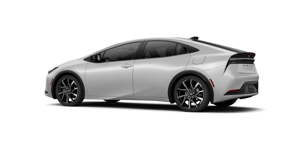 New 2026 Toyota Prius Plug-In Hybrid FWD image 27