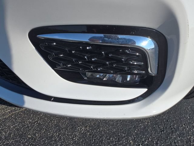 Used 2023 Chrysler Pacifica Touring-L FWD image 26