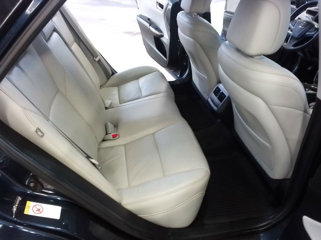 Used 2017 Toyota Avalon XLE Premium w/ All Weather Liner Package image 19