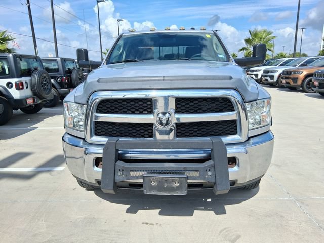 Used 2018 RAM 3500 SLT AWD/4WD image 2