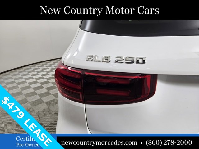 Certified 2025 Mercedes-Benz GLB 250 4MATIC image 11