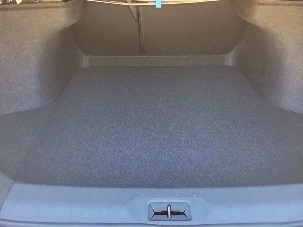 New 2026 Nissan Sentra SR image 12