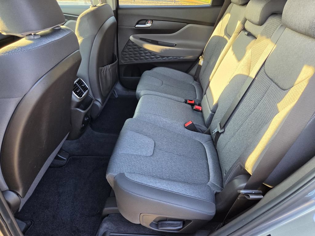 Used 2019 Hyundai Santa Fe SE FWD image 11