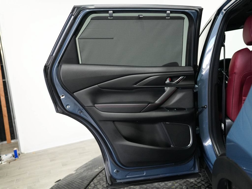 Used 2023 MAZDA CX-9 Carbon Edition AWD/4WD image 14