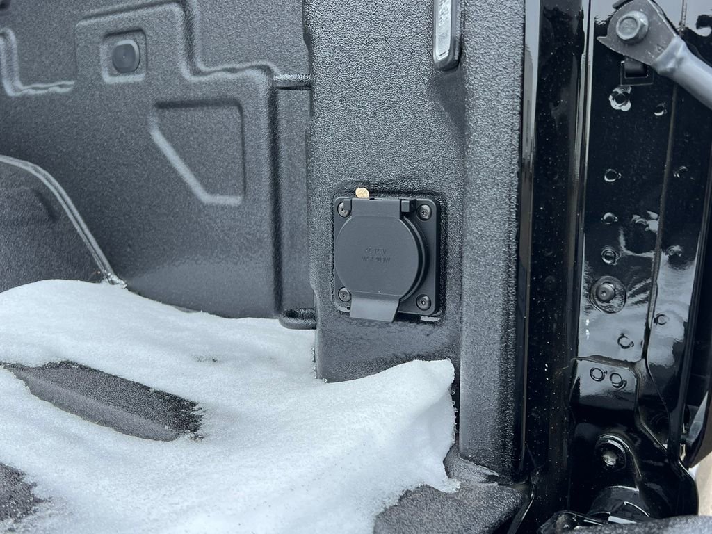 New 2026 GMC Sierra 2500 SLT w/ SLT Premium Package image 10