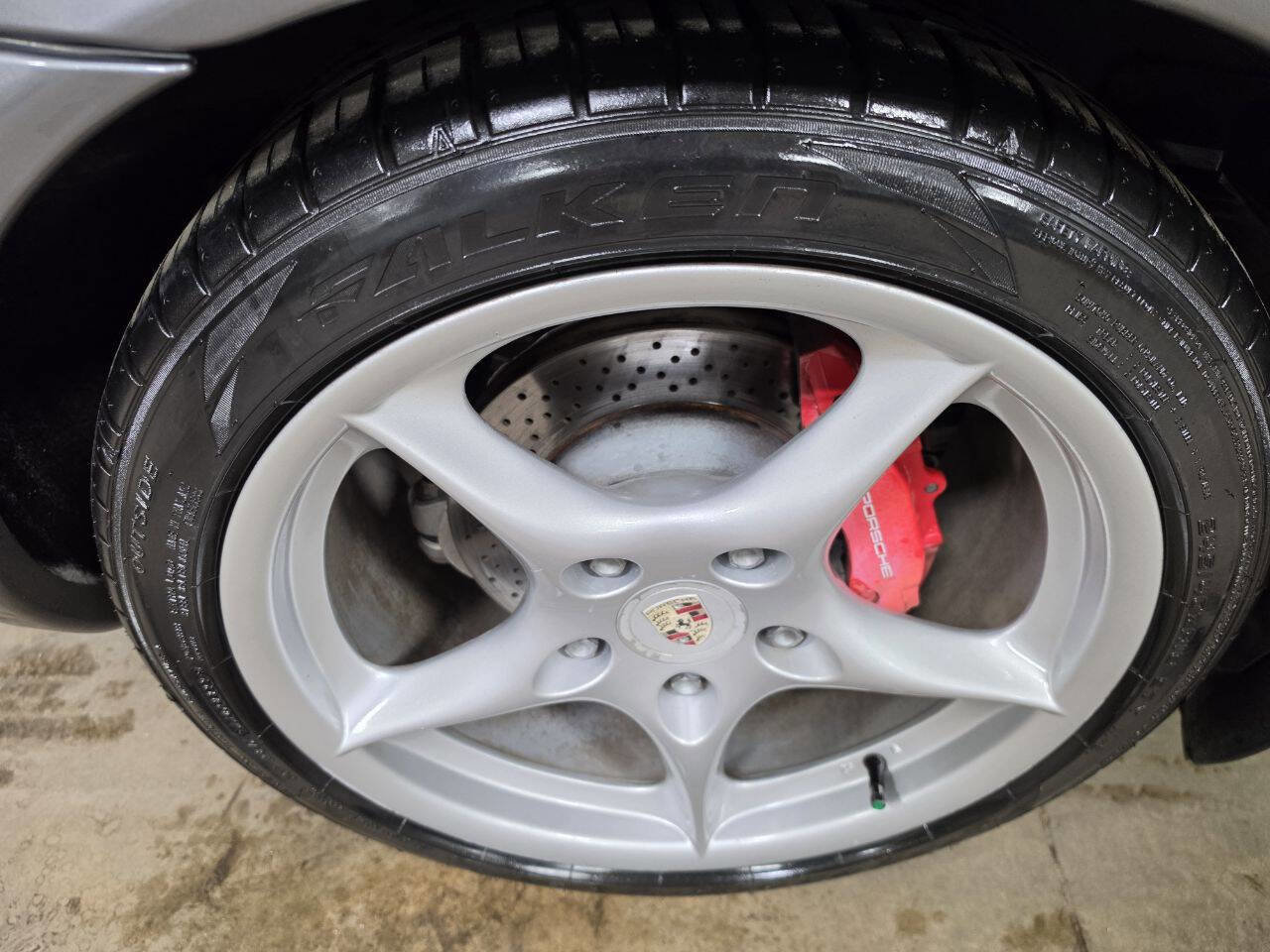 Used 2003 Porsche Boxster S RWD image 16