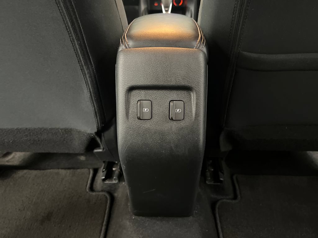 Used 2024 Nissan Kicks SR FWD image 19