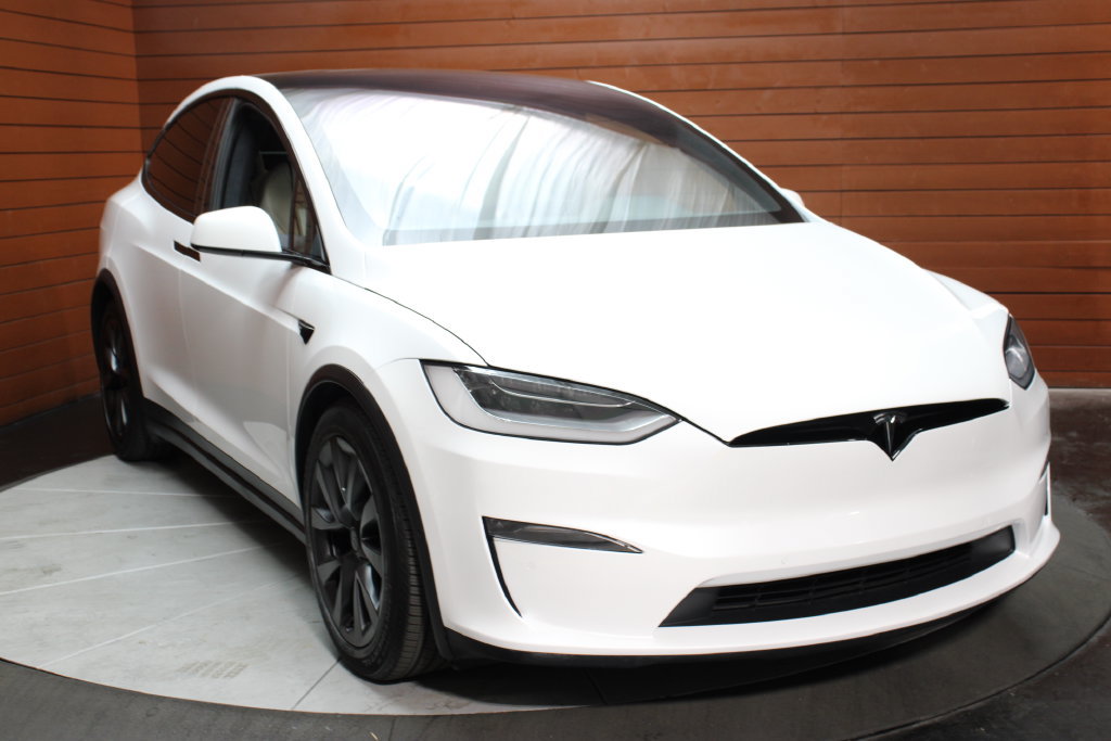 Used 2023 Tesla Model X AWD/4WD image 33