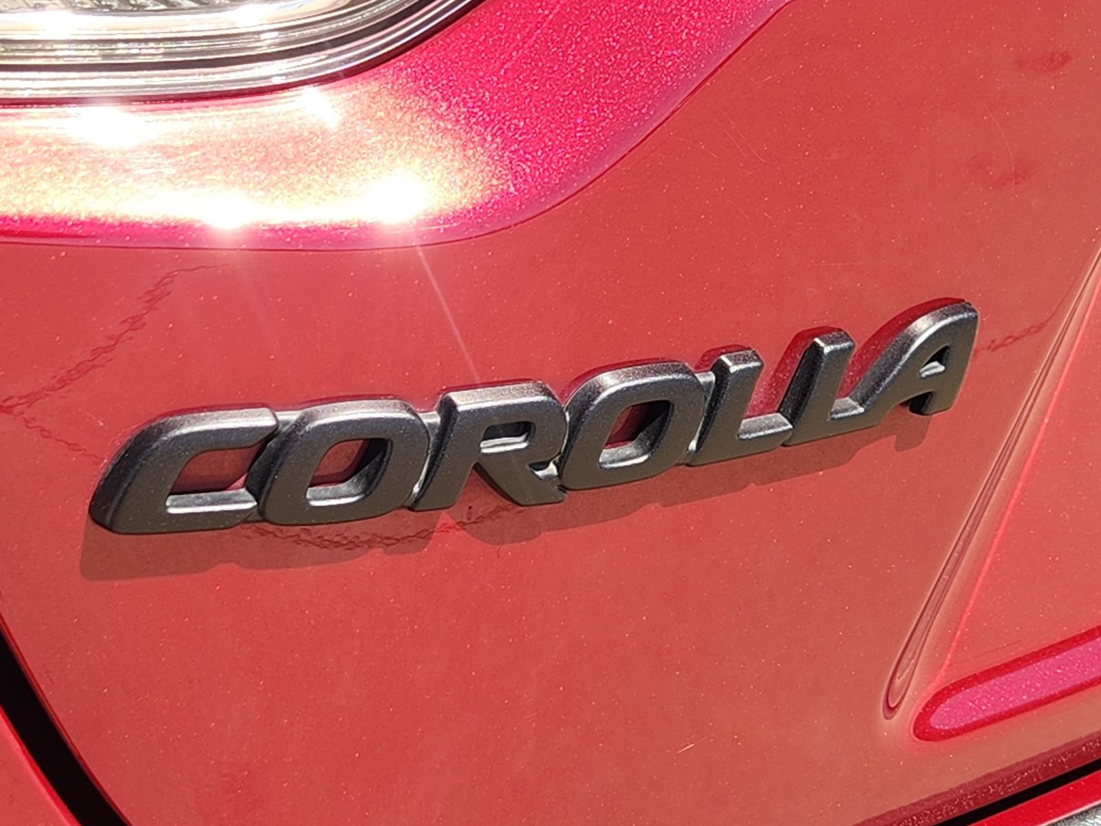 Used 2025 Toyota Corolla SE FWD image 12