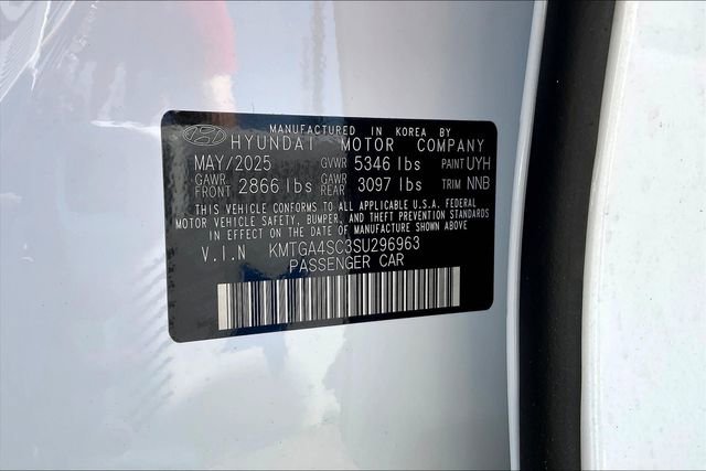 New 2025 Genesis G80 2.5T image 13