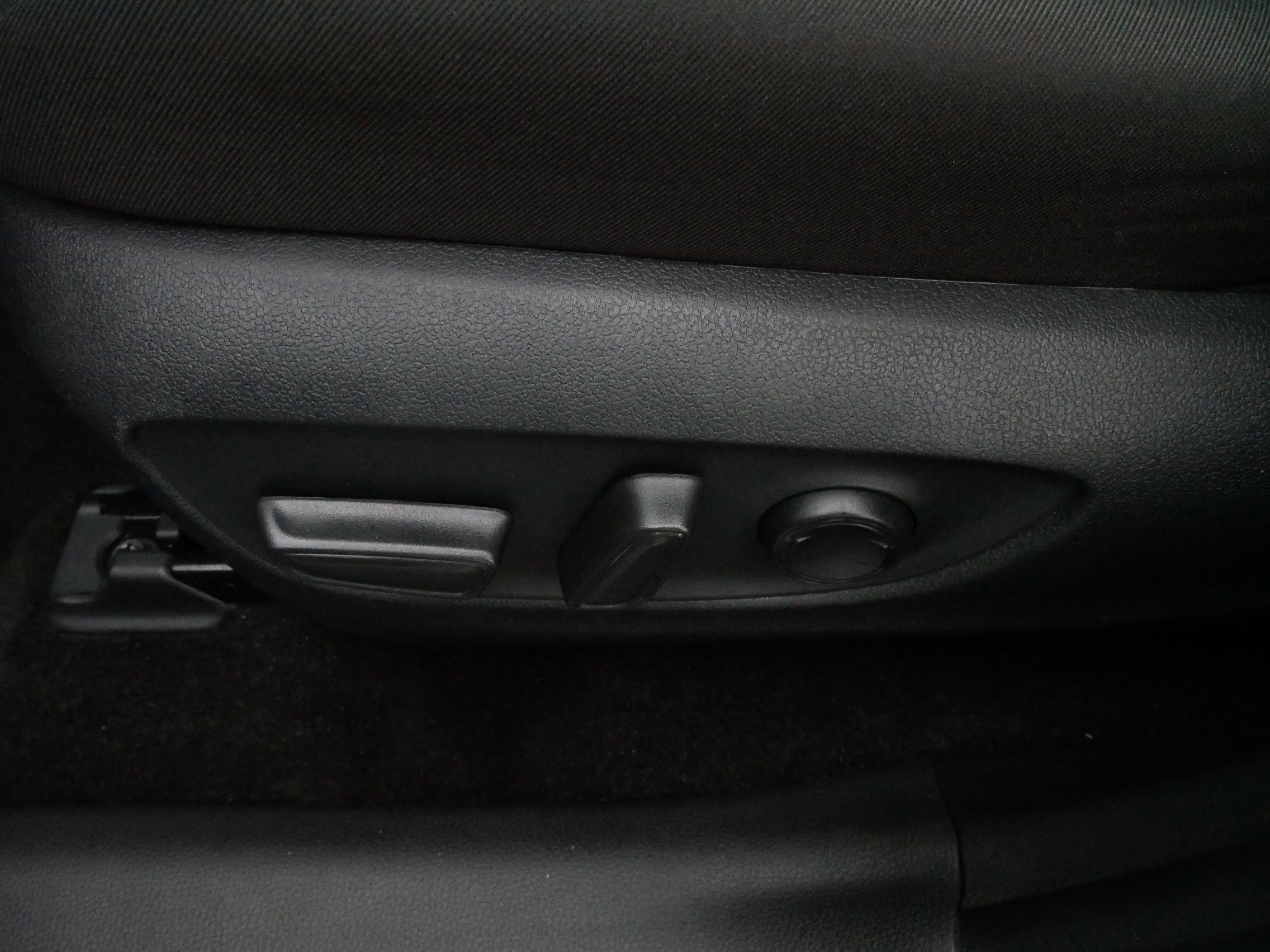 Certified 2025 Toyota RAV4 XLE image 20