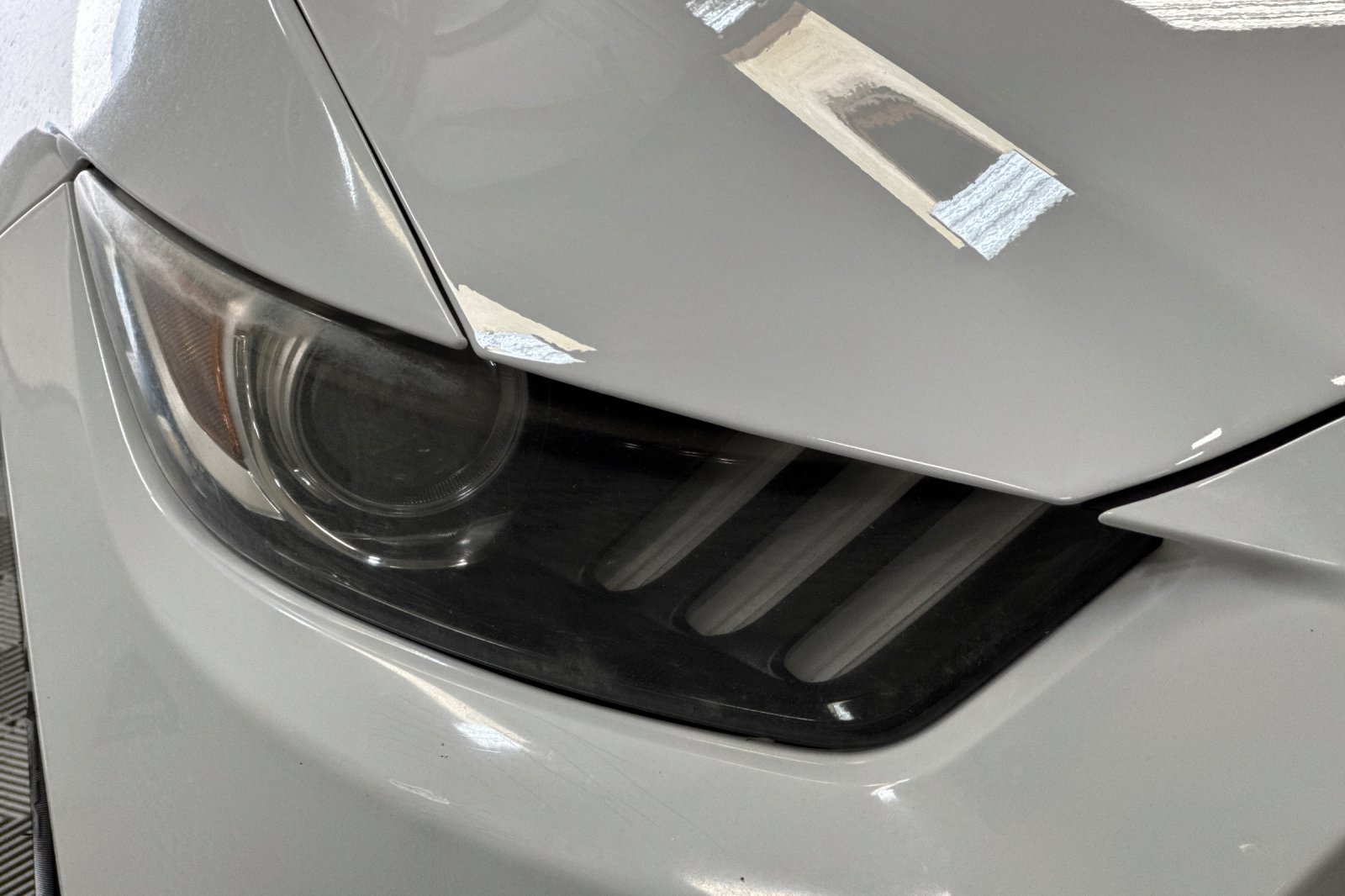 Used 2015 Ford Mustang Premium RWD image 44