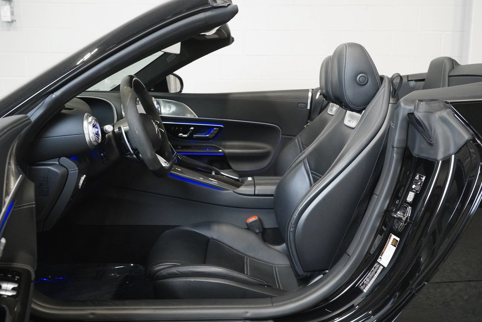 Certified 2022 Mercedes-Benz SL 63 AMG 4MATIC image 14