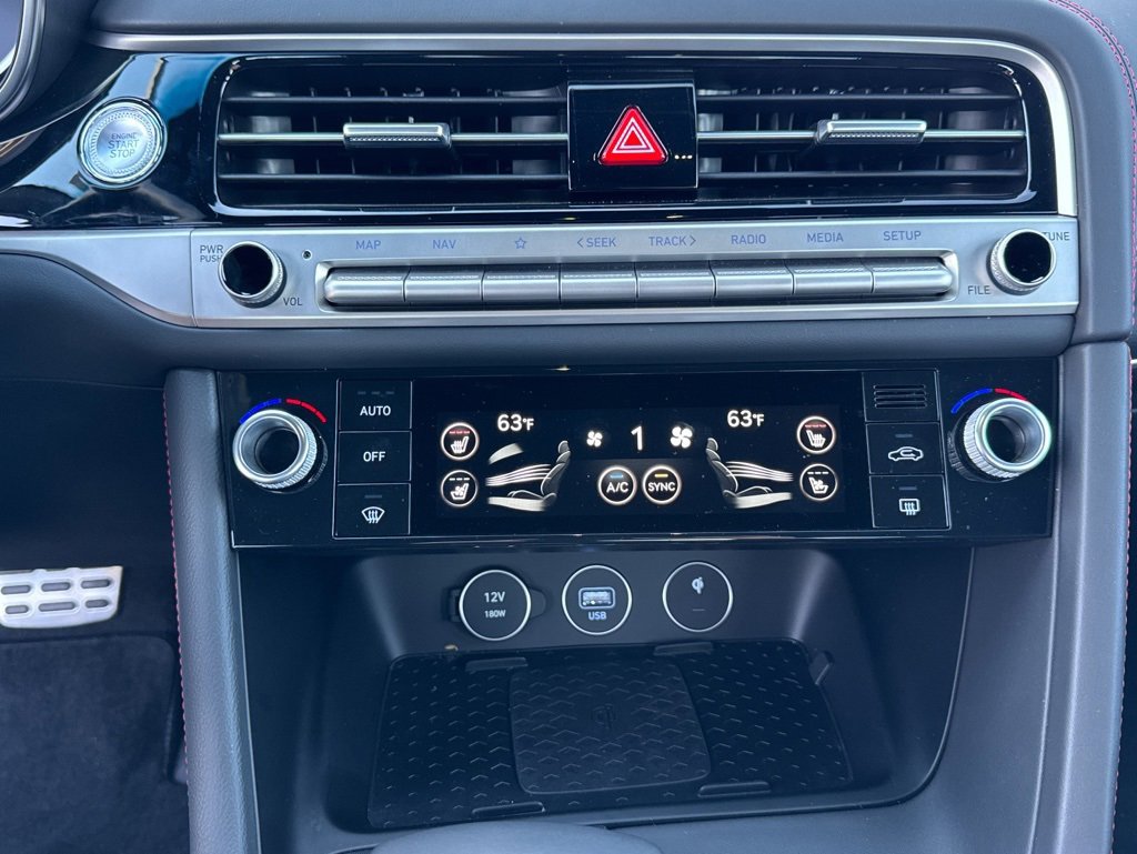 Used 2025 Genesis G70 2.5T w/ Sport Prestige Package image 14