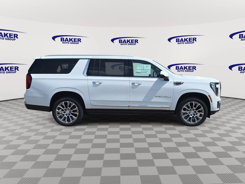 New 2026 GMC Yukon XL Denali w/ Sun & Power Step Package AWD/4WD image 4