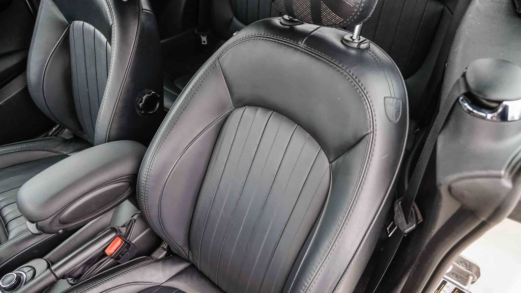Used 2023 MINI Cooper S FWD image 29