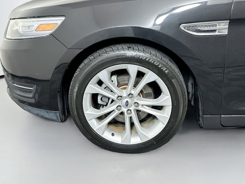 Used 2013 Ford Taurus SEL image 27
