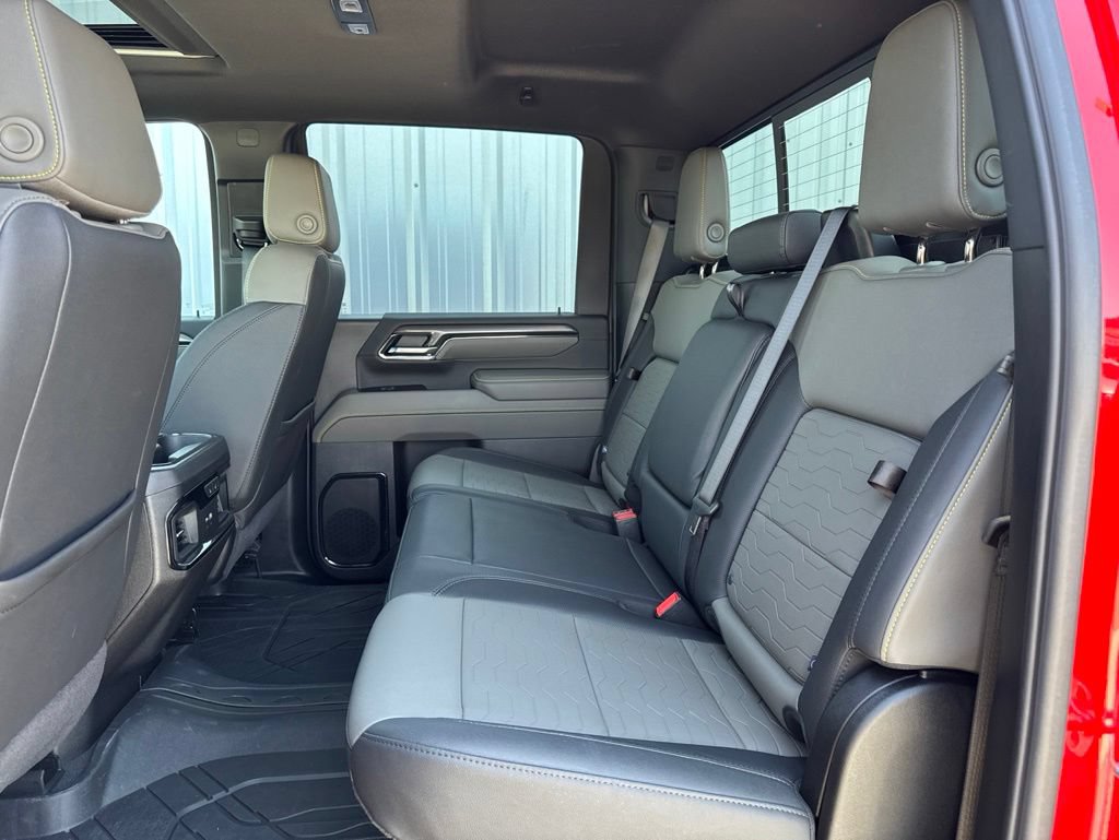 Used 2025 Chevrolet Silverado 2500 ZR2 w/ Technology Package AWD/4WD image 52