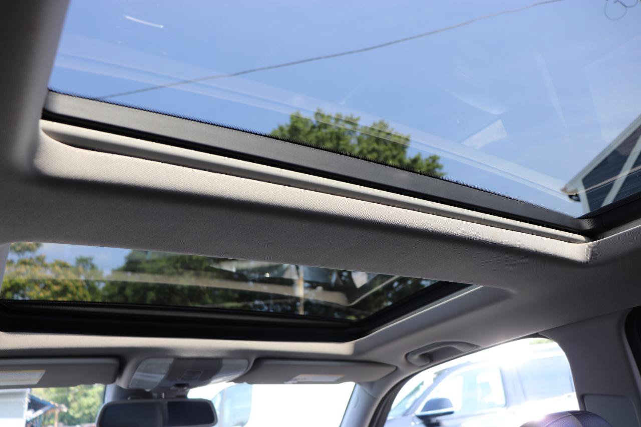 Used 2015 Mercedes-Benz GLK 350 4MATIC image 21
