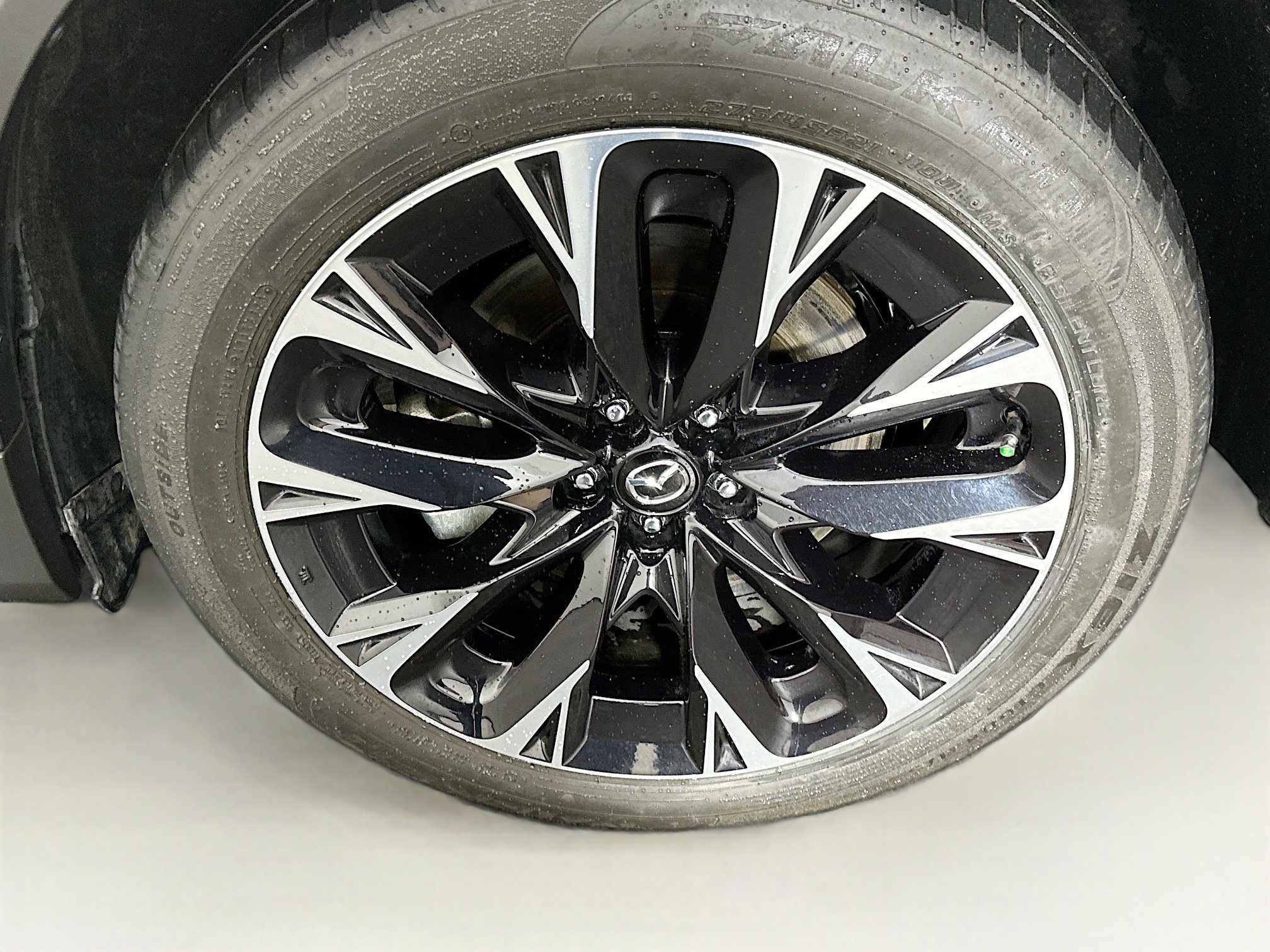 Used 2024 MAZDA CX-90 Plug-In Hybrid w/ Premium Pkg image 11