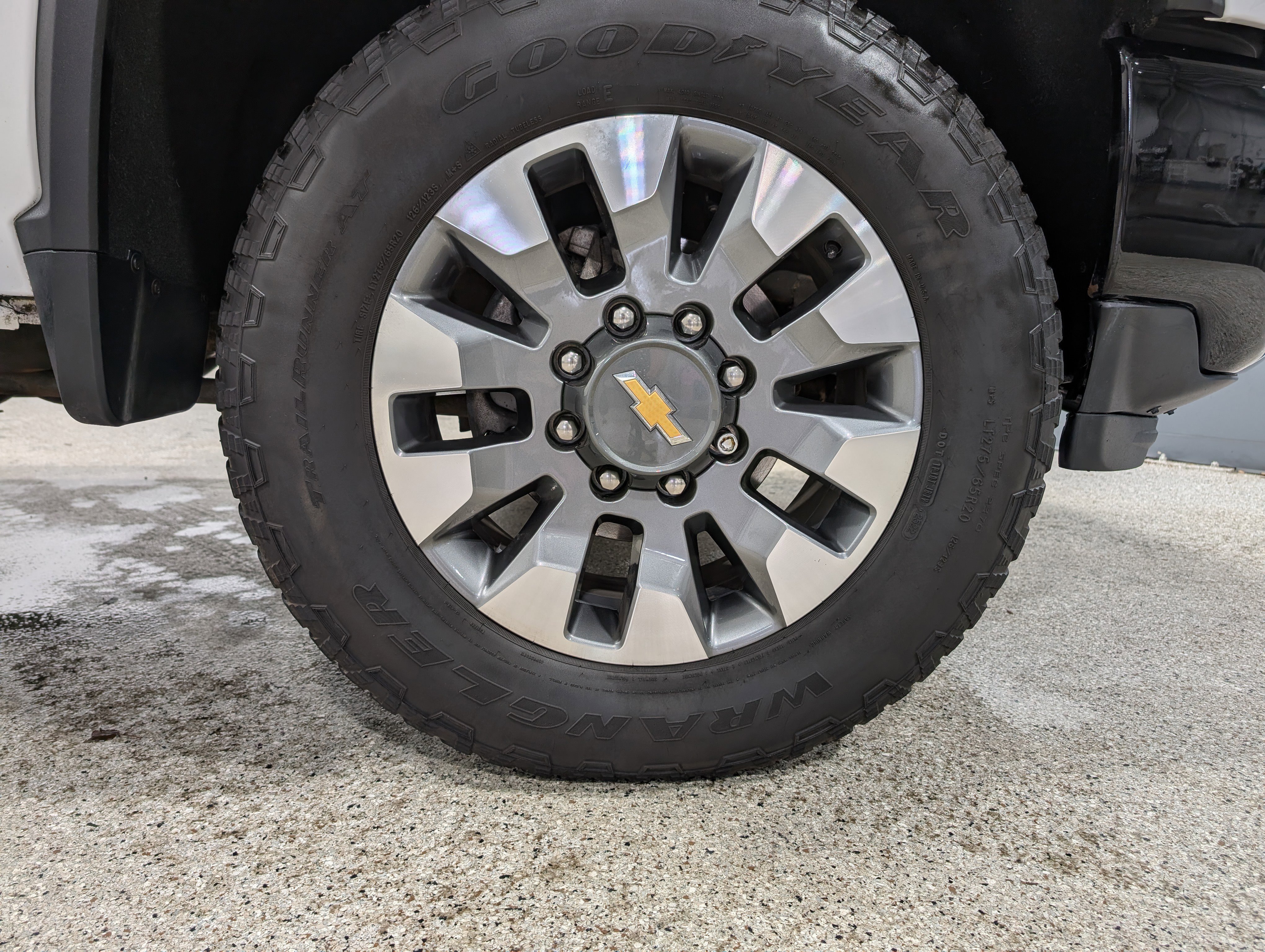 Used 2022 Chevrolet Silverado 2500 Custom image 14