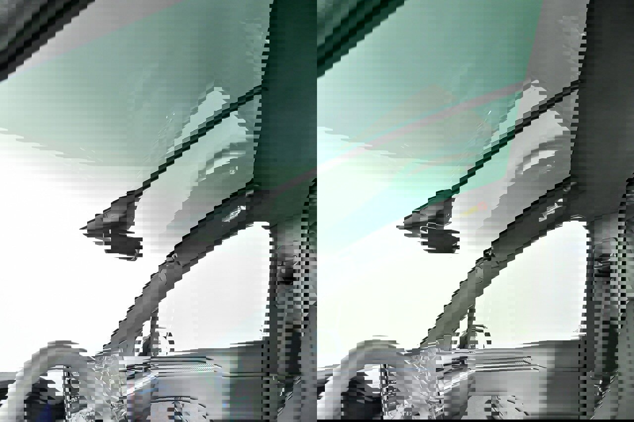 Used 2022 Tesla Model X Plaid image 21