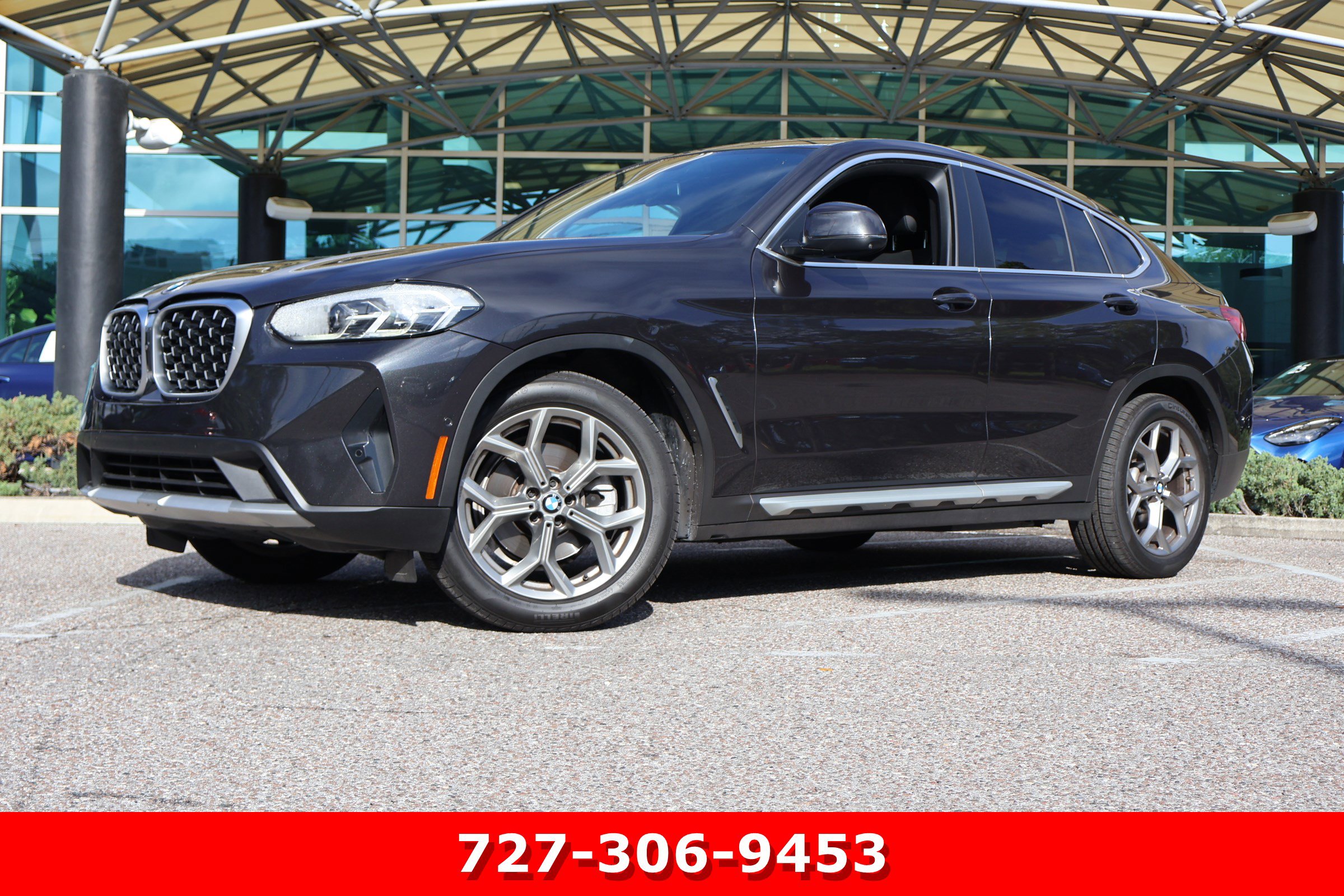 Used 2023 BMW X4 xDrive30i w/ Parking Assistance Package AWD/4WD image 1