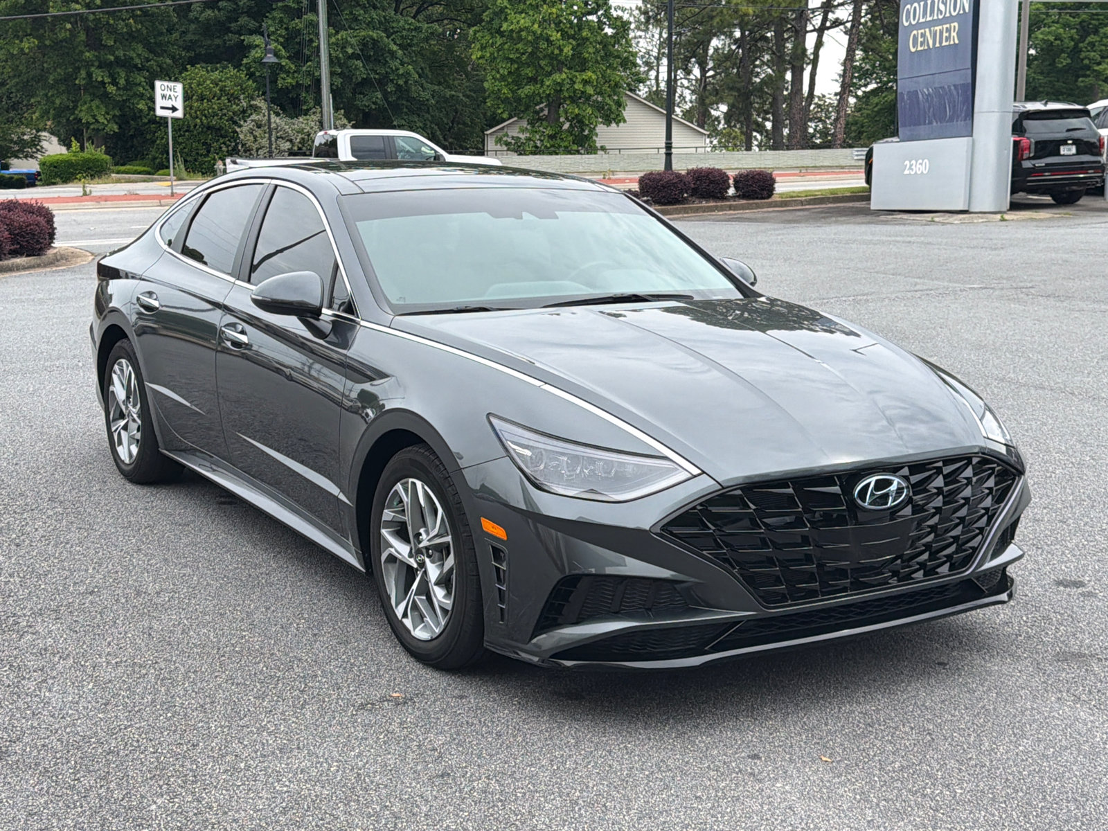 Certified 2023 Hyundai Sonata SEL w/ Convenience Package FWD image 3