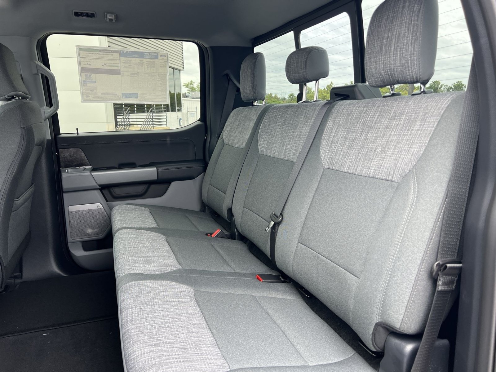 New 2027 Ford F250 XLT w/ XLT Premium Package AWD/4WD image 24