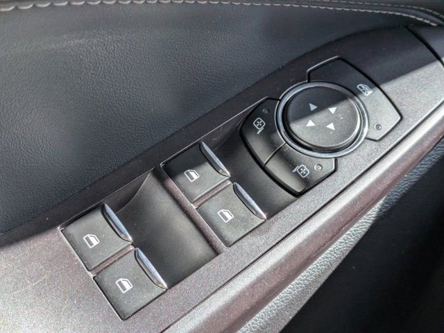 Used 2020 Ford Explorer XLT w/ Equipment Group 202A RWD image 19
