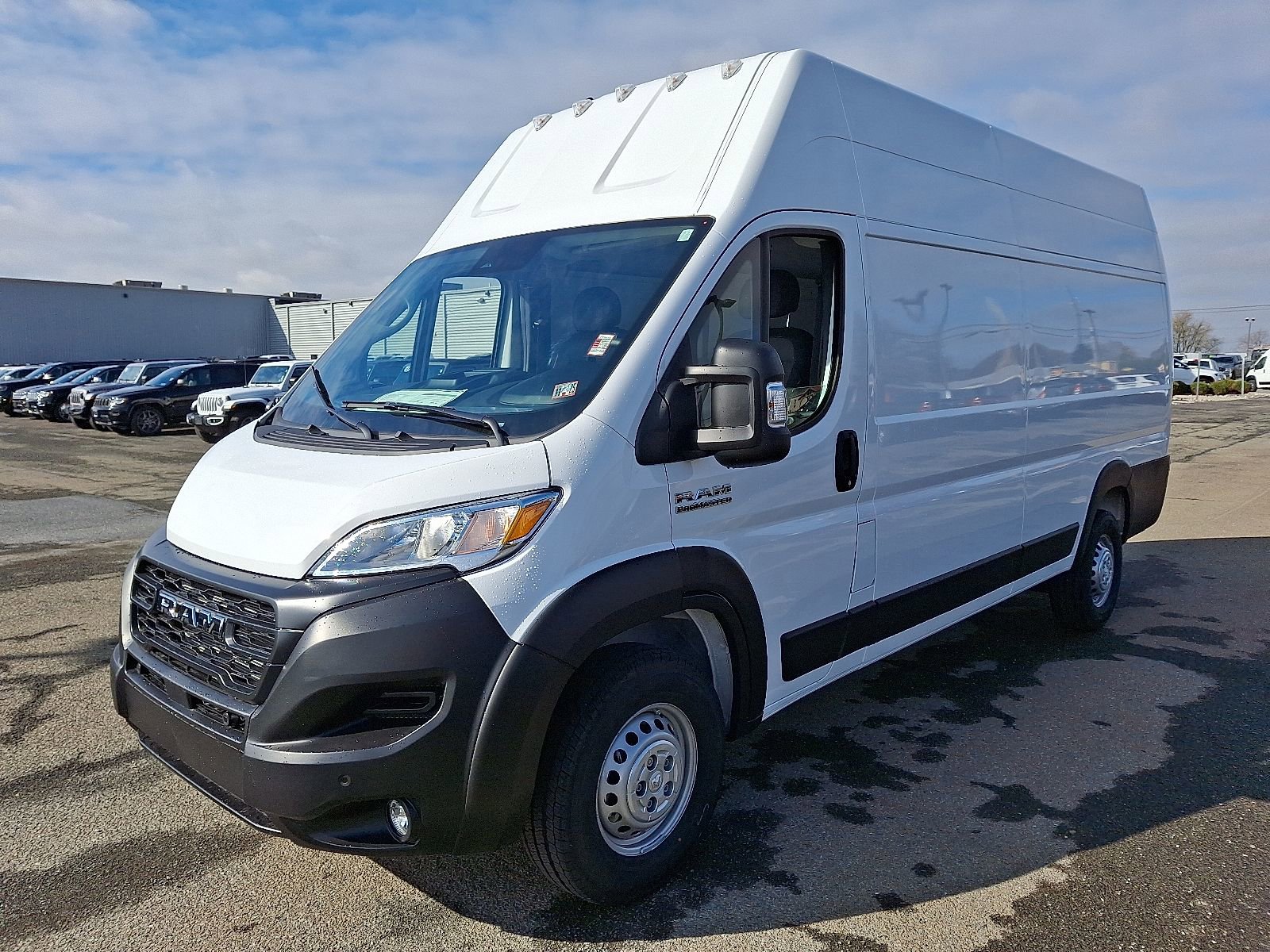 New 2025 RAM ProMaster 3500 w/ Roll-Up Rear Door Package image 6