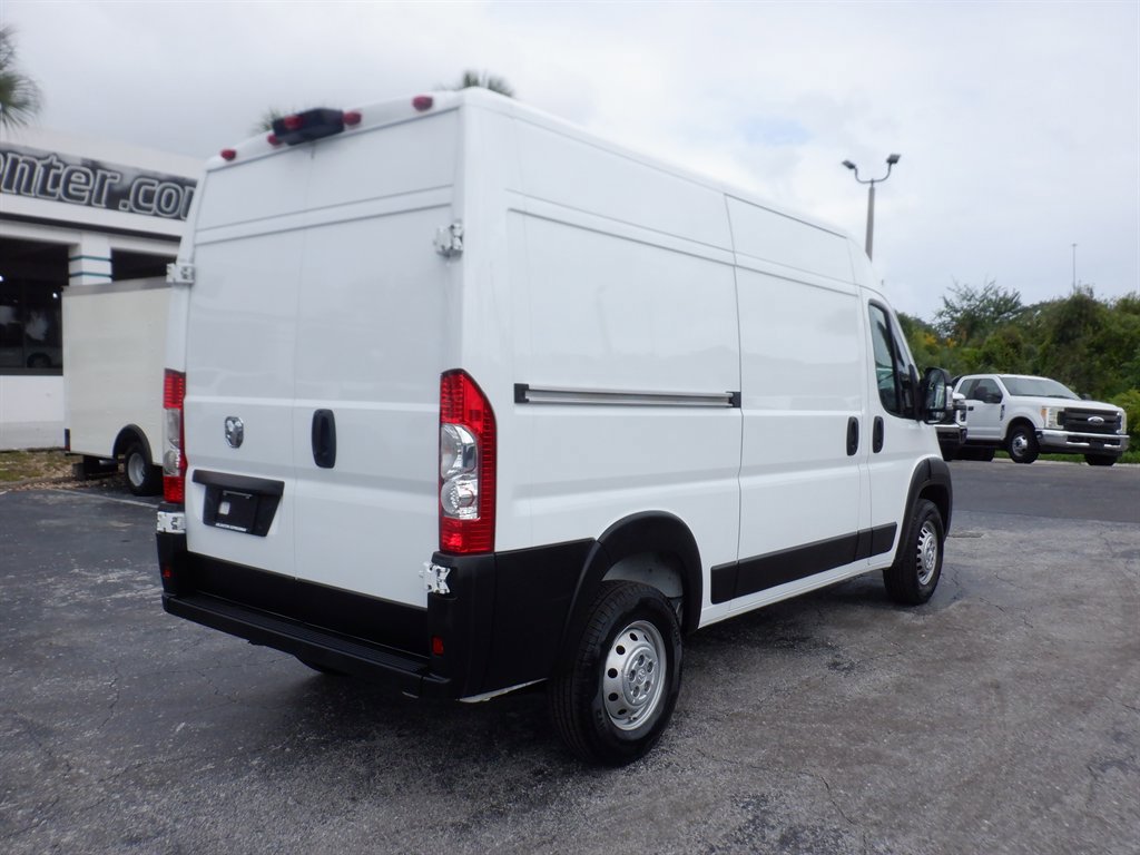 Used 2024 RAM ProMaster 1500 w/ Convenience Group image 7