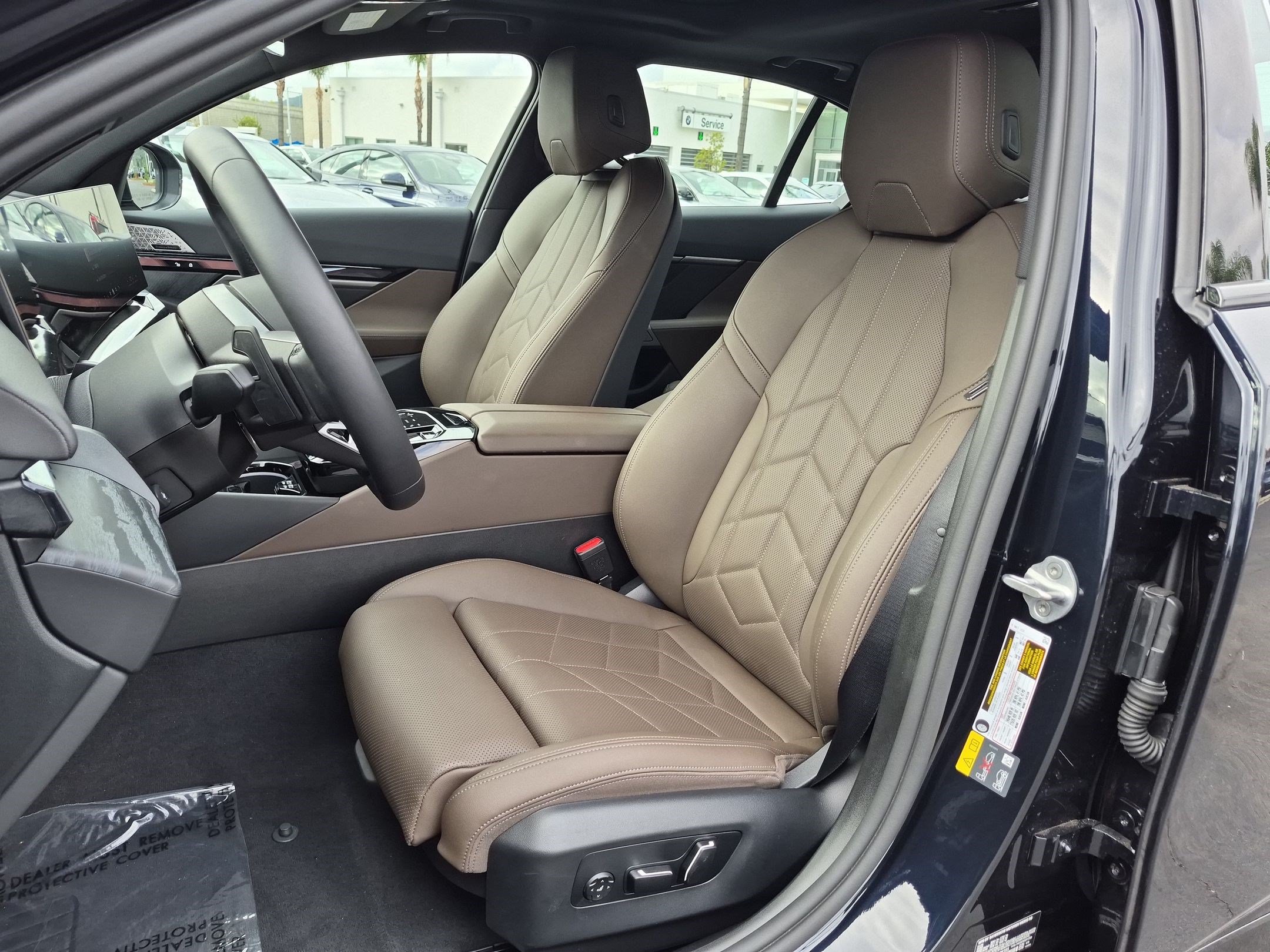 Used 2026 BMW i5 eDrive40 w/ M Sport Package RWD image 16