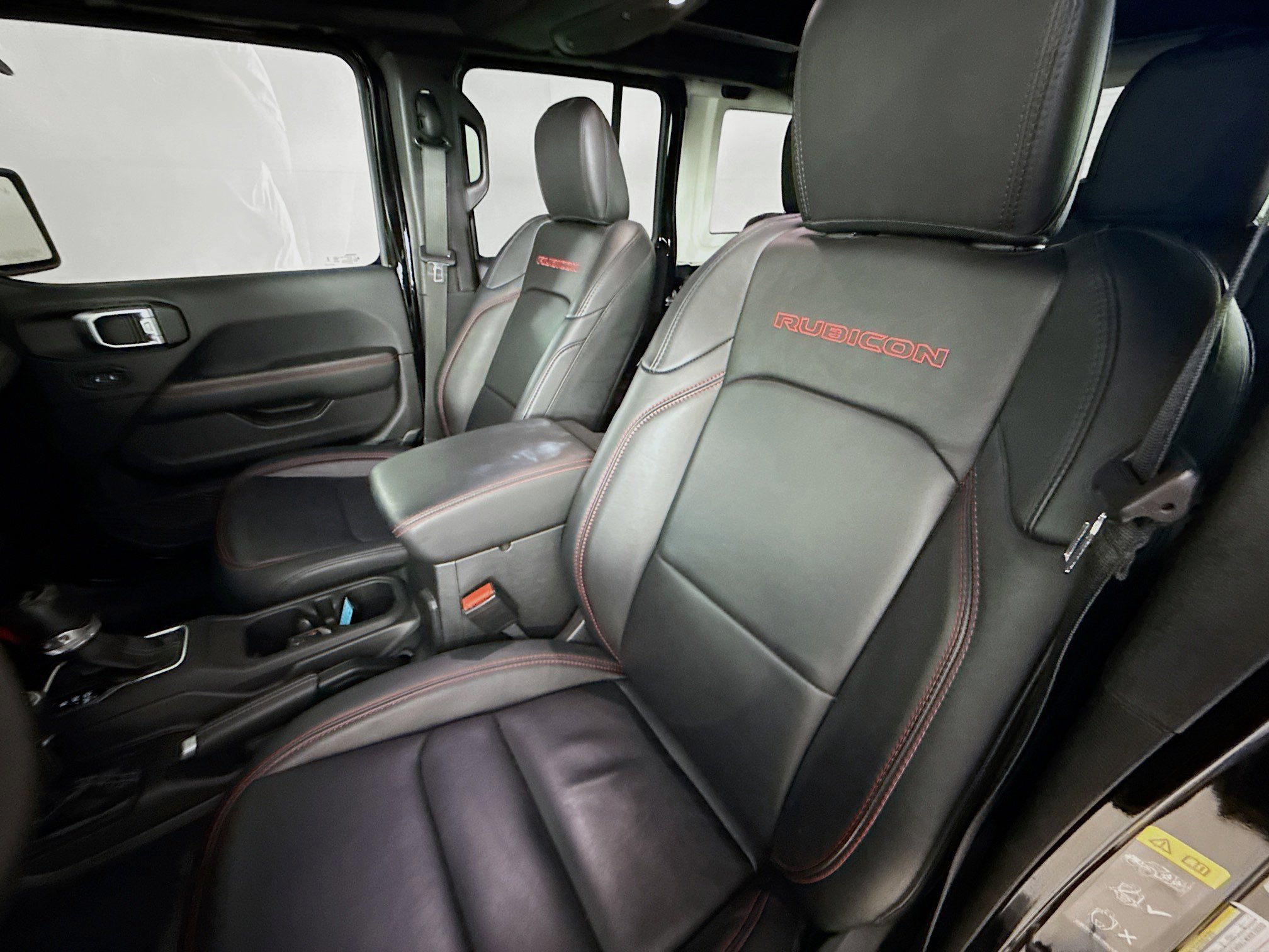 Used 2024 Jeep Wrangler Unlimited Rubicon image 25