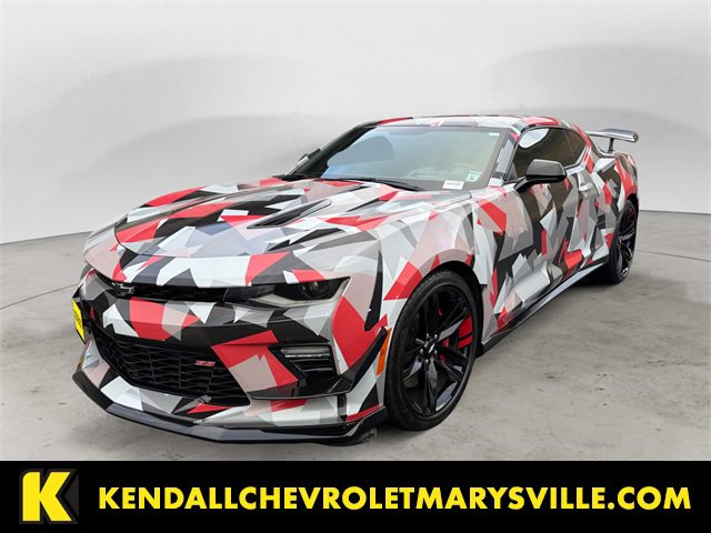 Used 2018 Chevrolet Camaro SS image 1