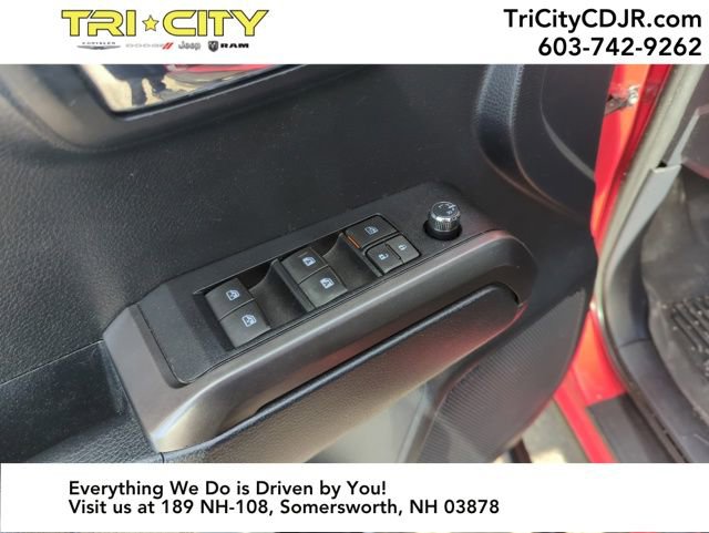 Used 2018 Toyota Tacoma TRD Off-Road image 13